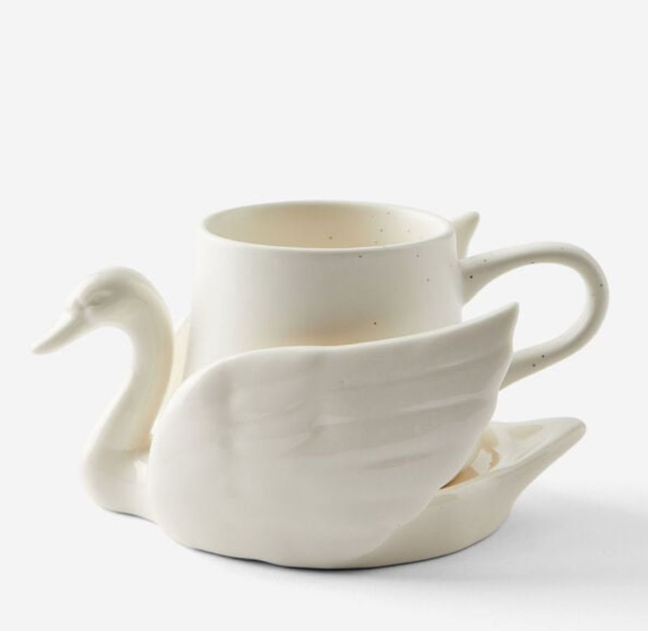 Elegant Swan Ceramic Coffee Mug Set – Set of 4